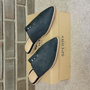 Womens Sperry mule
